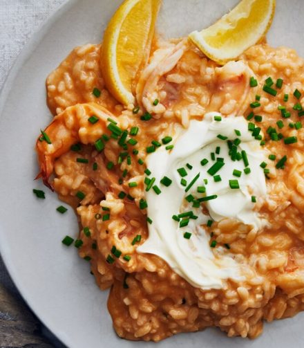 Скариди с доматено ризото